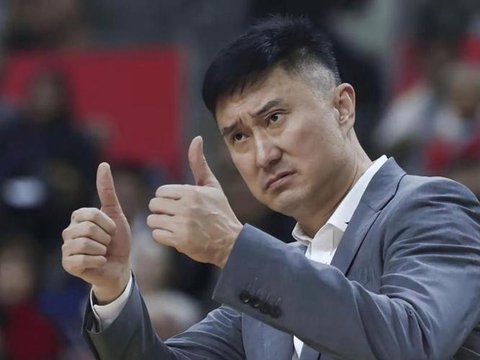 退出宏远，正式上任，杜锋亮相，新岗位惊喜，开始授课，薪酬曝光
