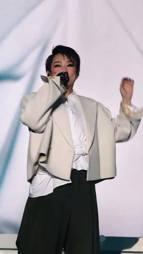 林忆莲回响2026巡演终章官宣，2.0版本舞台曲目焕新