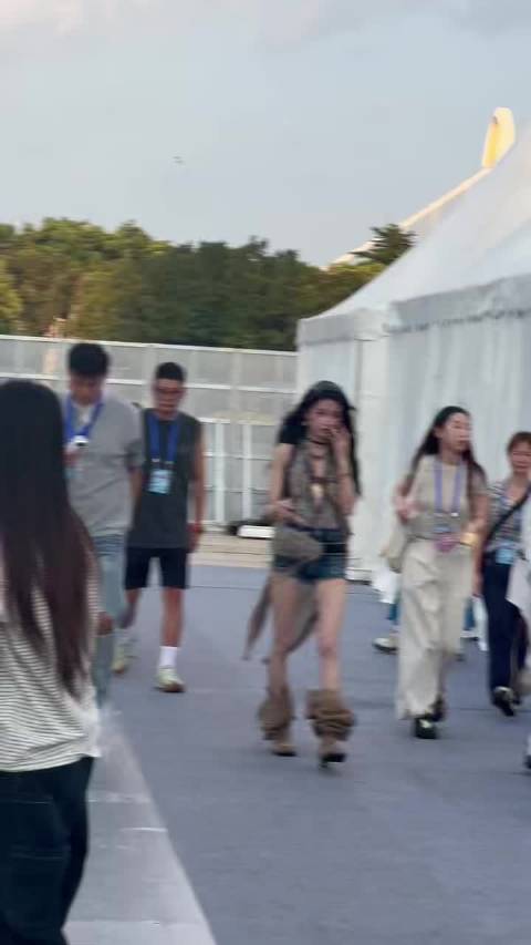 孙怡浪姐训练后气场拿捏，台风从容掌控力显著提升