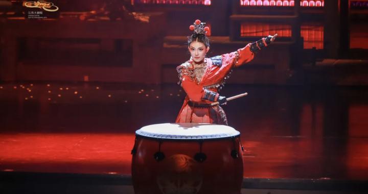 儿童打击乐音乐剧《花木兰》南京上演，大小观众直呼“好燃”