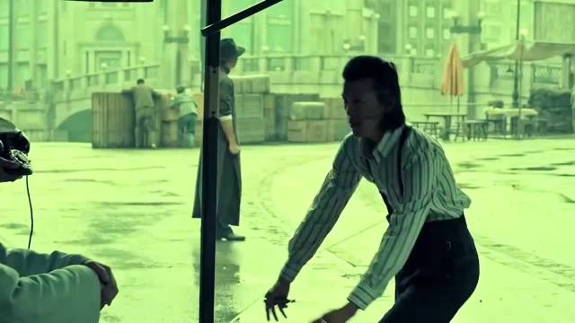 混混为证天生跑得快，竟与狙击手比速度
