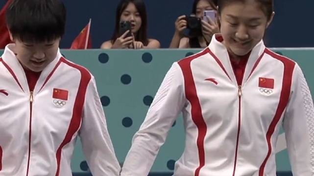 陈梦孙颖莎王曼昱横扫日本，国乒女团奥运五连冠夺第300金