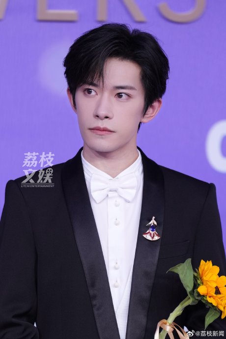 易烊千玺凭哪部电影获得百花奖最佳男主角？