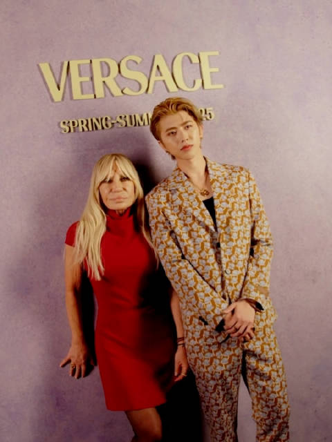 后台秘密｜VERSACE 2025春夏成衣系列