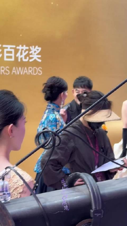 百花丛中最艳丽的一朵花