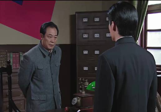李队长在箱子里装的到底是什么？