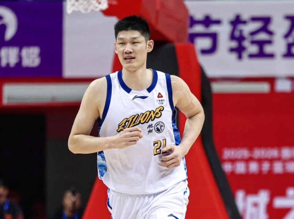 送走效力11年的功勋射手腾出顶薪名额，山西男篮为胡金秋扫清最后障碍