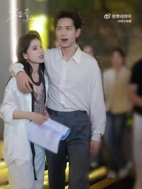 雾里青杀青李现告别美好回忆：一段炎热但美好的回忆