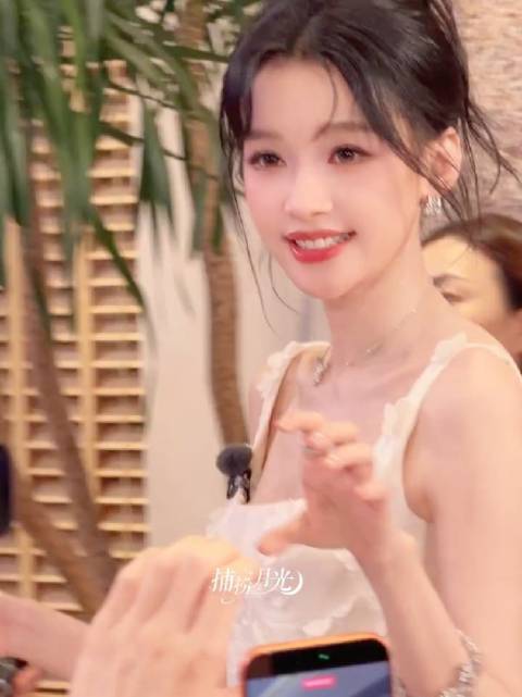 她怎么可以这样？