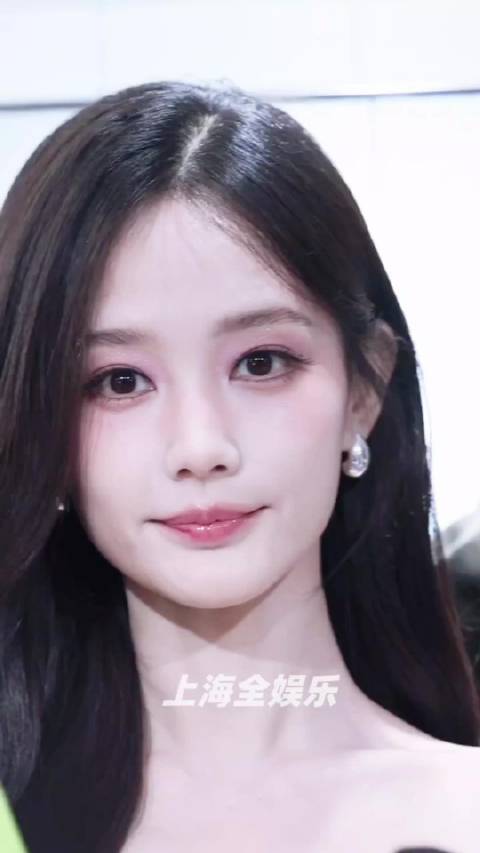 李一桐 × Ttamburin 今日上海活动路透