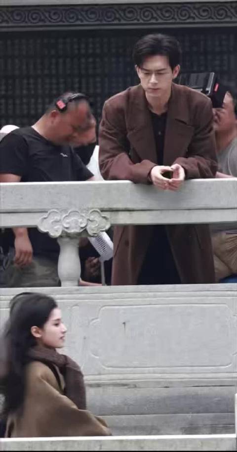李现张婧仪新剧雾里青，孟弗渊暗恋陈清雾六年