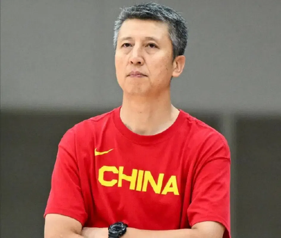 明天开赛！中国男篮阵容又增变化，郭士强或变阵，首发5人预测！