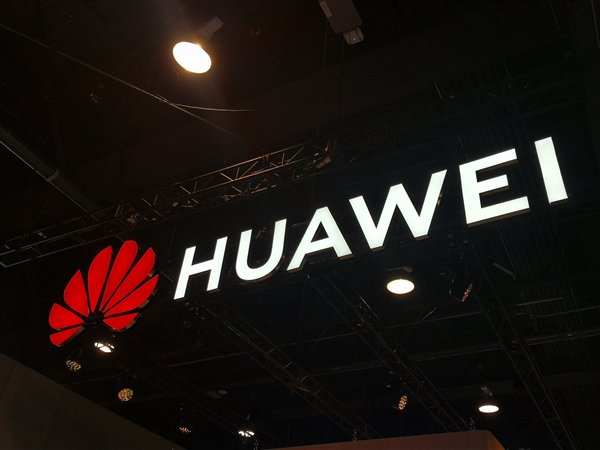 研发投入、质量管控、安全要求都是独树一帜！奕境高管：华为智驾水平依然是行业顶级存在