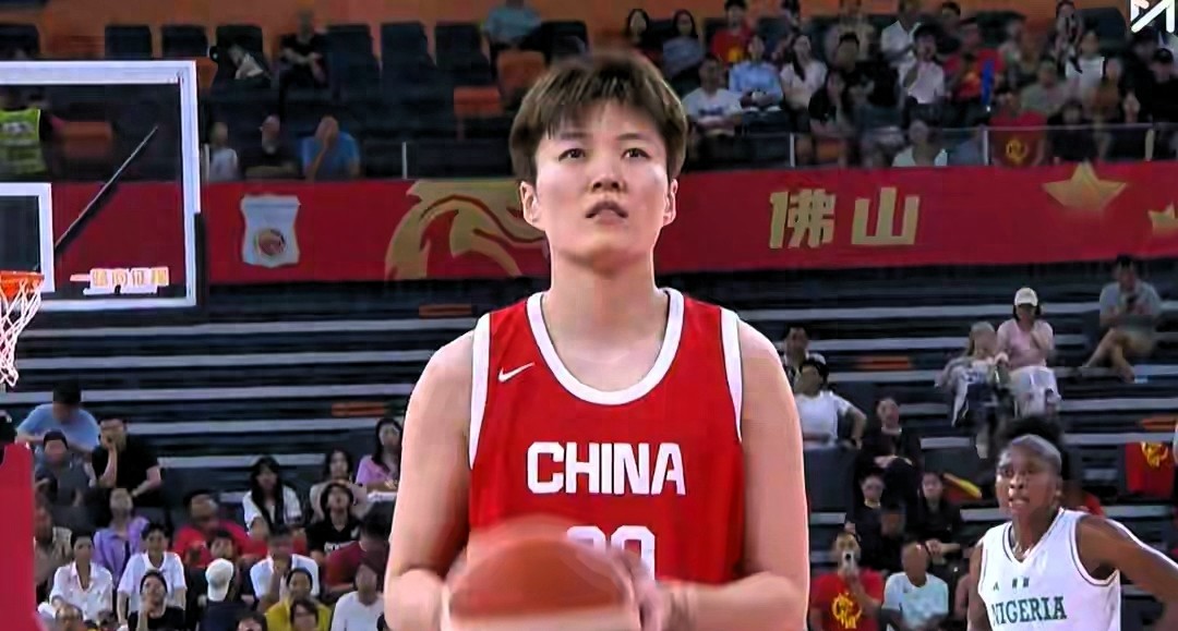 中国女篮为何不敌尼日利亚？赛后主帅宫鲁鸣说出原因：让人很揪心