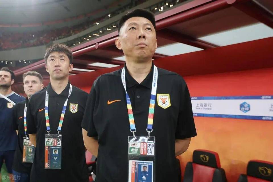 齐鲁德比！山东泰山PK青岛海牛，唐田发布会谈尊严，5外援全首发