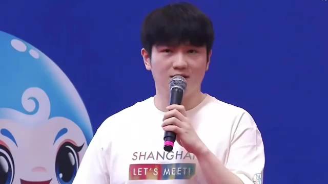 队短: 你们输了就没机会了，可我不一样啊，我输的再多，照样是1号位