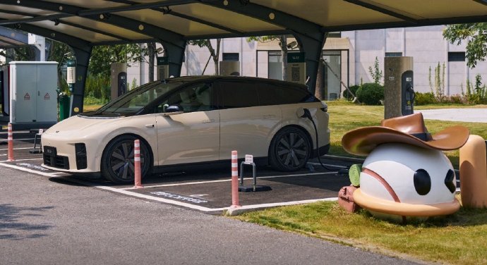理想i6的官方续航是多少？