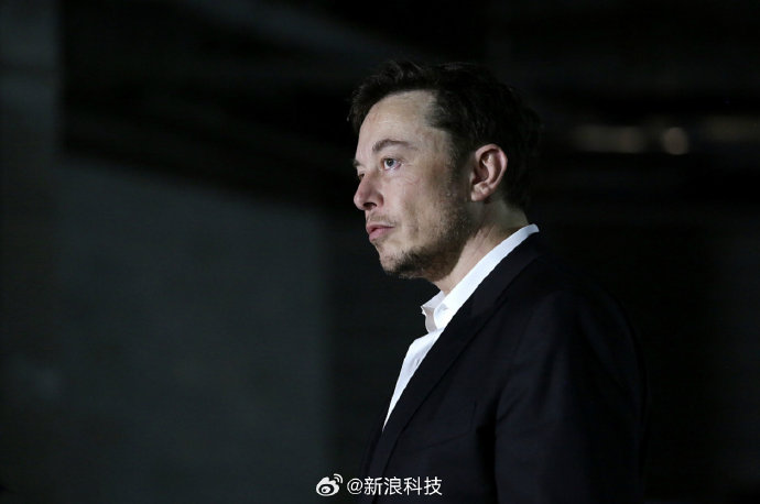 马斯克财富一年暴涨约3200亿美元，日均进账8.75亿美元