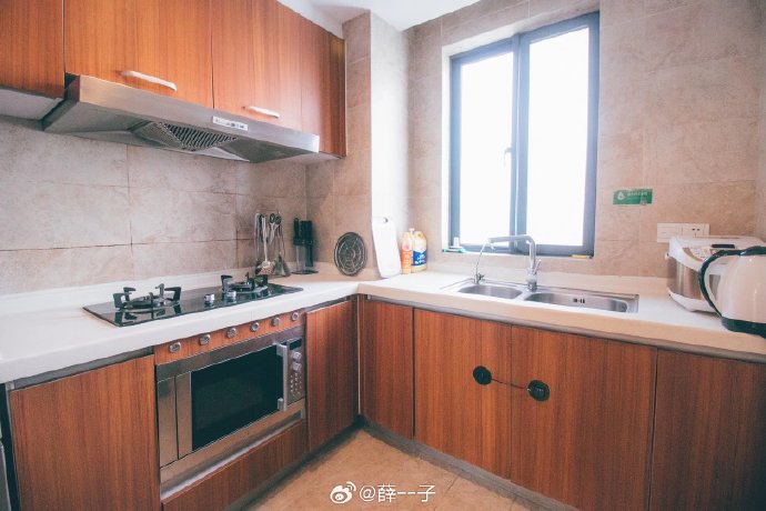 空调的价格是否会影响其性能？