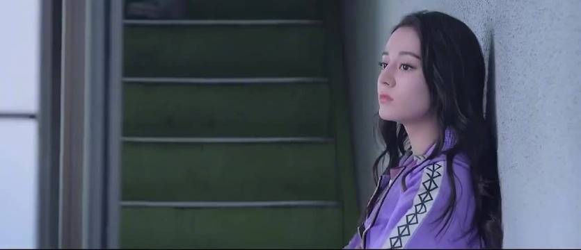 迪丽热巴王一博早期广告短片，两人青涩同框