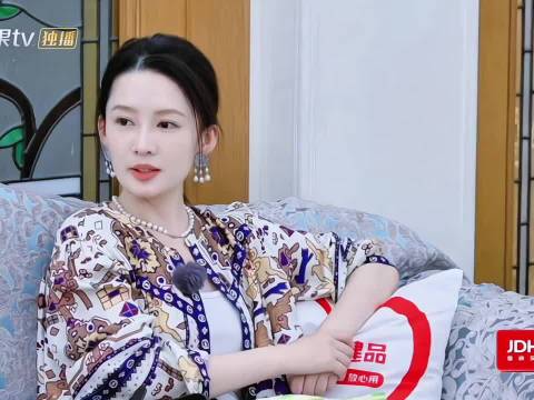张雅琪打不到车怼李沁，李沁脾气真好