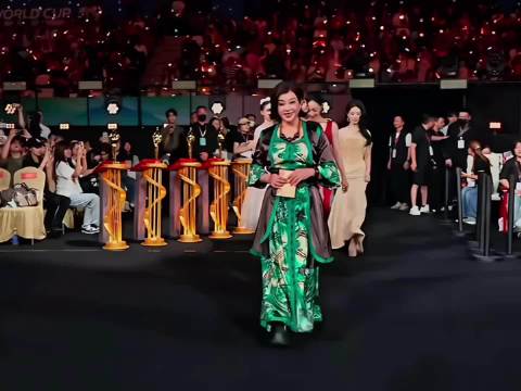 本届百花奖最棒的颁奖画面，实力派女演员们