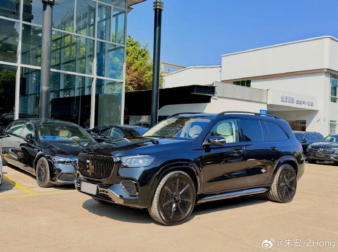迈巴赫gls600落地多少钱 迈巴赫gls600落地多少钱