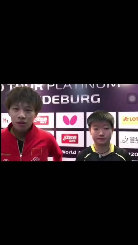 与高远的混双搭档都是笑咪咪的，林高远真是顶好的一个人