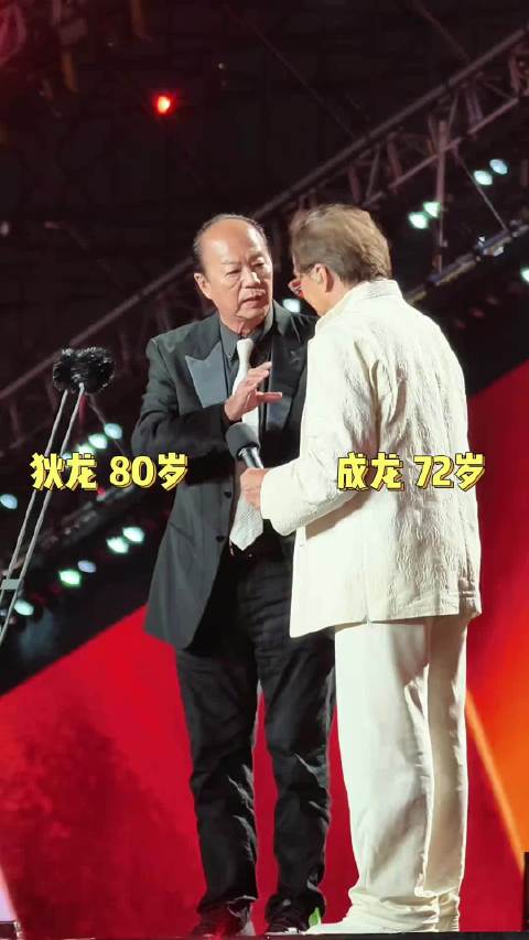 成龙狄龙讲述往事，人生真的就是弹指一挥间