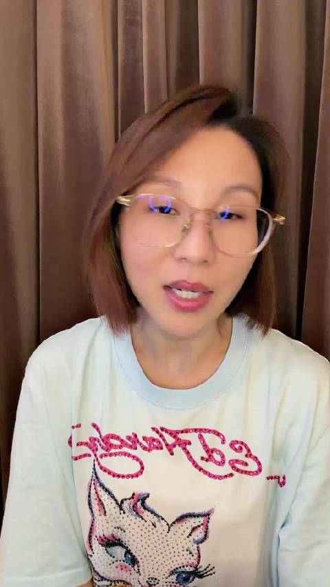 预告即将发布的新单曲，并回忆与林忆莲合影小插曲