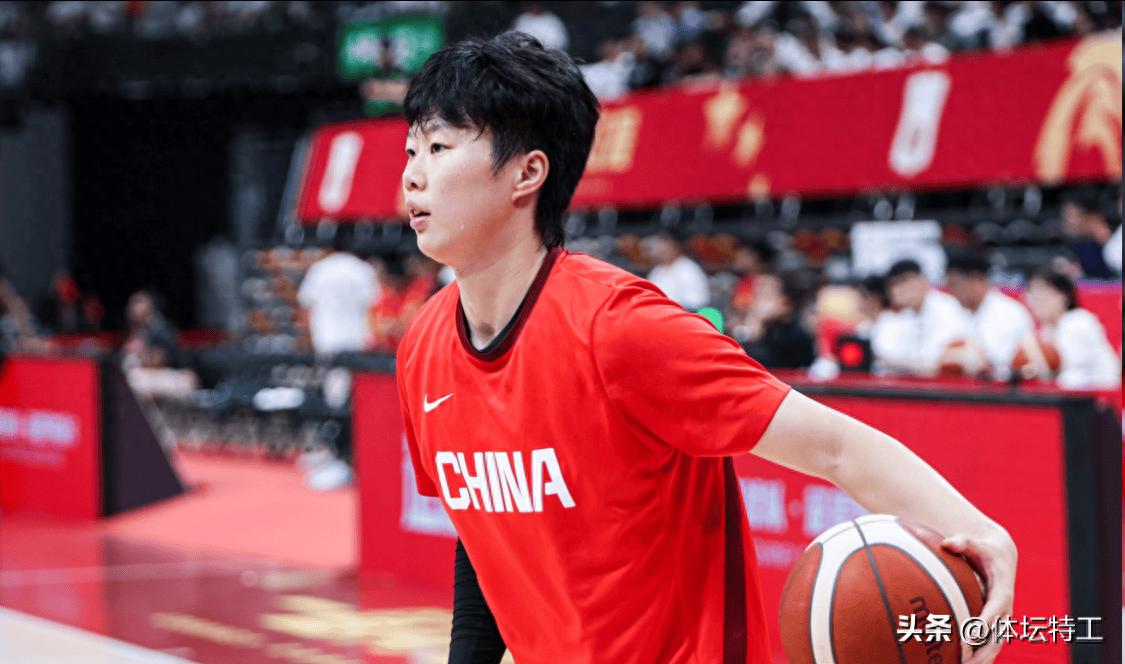 17分钟砍12分！李梦接班人就在阵中，宫鲁鸣敢立新人为外线核心吗