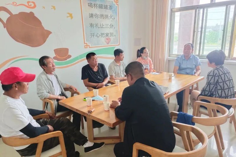 汲茶俗智慧、承铁人薪火、聚乡贤力量!甘肃玉门这样绘戈壁“枫”景 汲茶俗智慧、承铁人薪火、聚乡贤力量!甘肃玉门这样绘戈壁“枫”景
