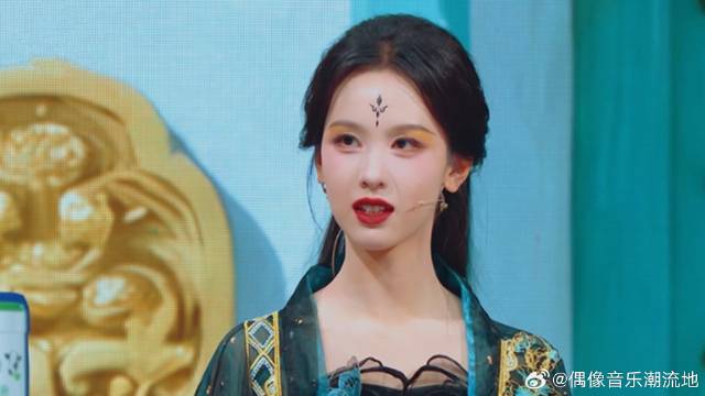 陈都灵邪修妆造多好看？ 当镜头一给真又魅惑又清纯百花