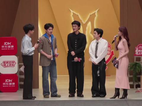 谁懂啊 刘昊然来披哥真舍不得他走，想听平顶山百灵鸟唱跳登场