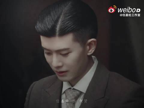 想看那段澳门往事，任嘉伦在《风与潮》中…