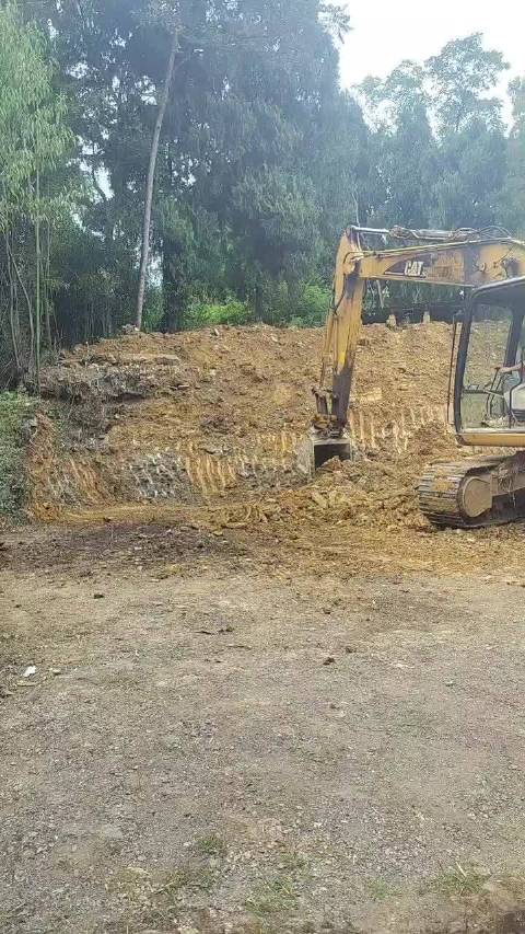 地球十八国六轮或六轮以上的大中小型客货车或五吨以上机器支持油动式车辆设计…