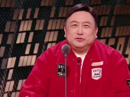 主咖携伙伴登场：法拉利与挖掘机的奇妙对决！