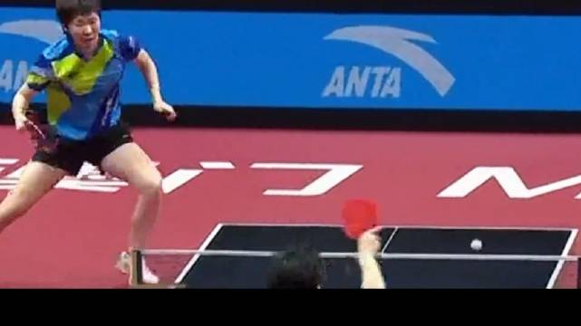 王曼昱4-2力克孙颖莎，卫冕全运会女单冠军