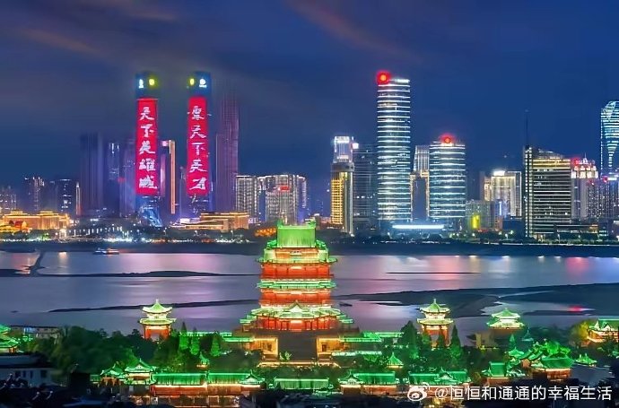 滕王阁终身免票挑战收官:万人参与1350人通关 滕王阁终身免票挑战收官:万人参与1350人通关