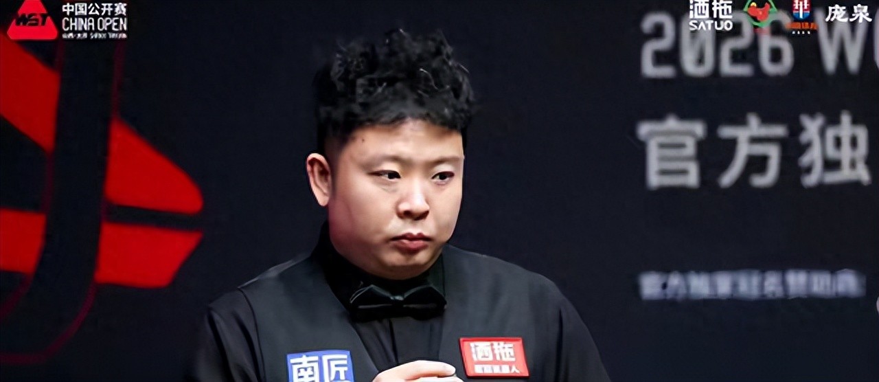 6-4死磕！6-1碾压！同一晚两场球，张安达和塞尔比把人看傻了