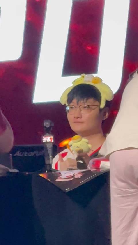 捕捉到了一帧布丁狗小天