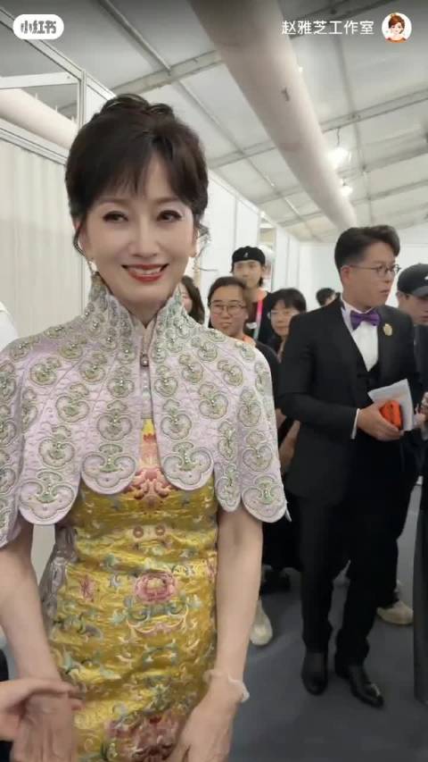 红毯留影，旧友言欢，都是属于电影人的浪漫