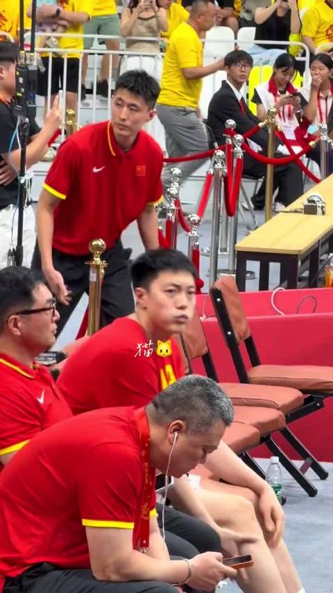 膝盖的伤病快速速远离你吧！
