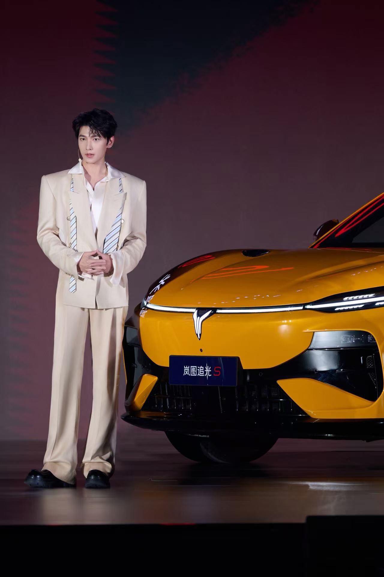 好车在中国！2026岚图用户之夜40万岚友见证中国安全新高度