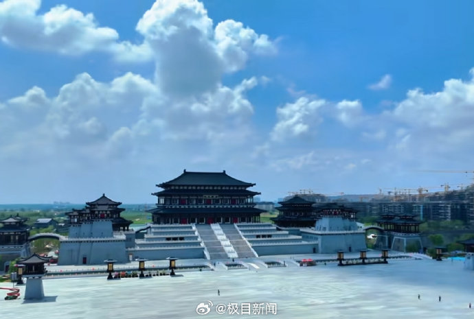 该小区仿古大门设计风格有何特点？