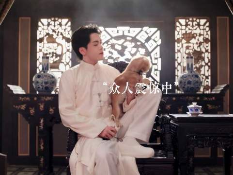 你们的目光怎么都聚焦在我身上？