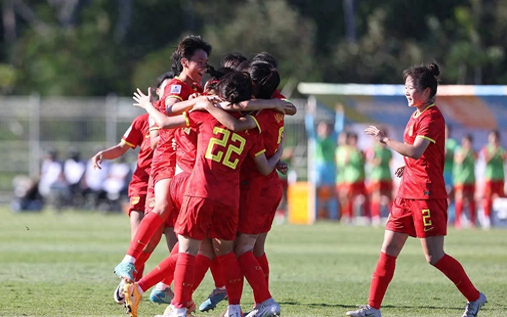马晓旭轮换8人6人进球，U17女足24小时连斩皇马拜仁