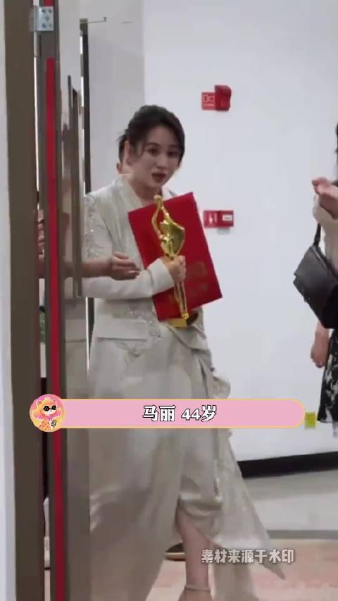 爱上马丽就如同呼吸一般简单！沈腾 张译 艾伦