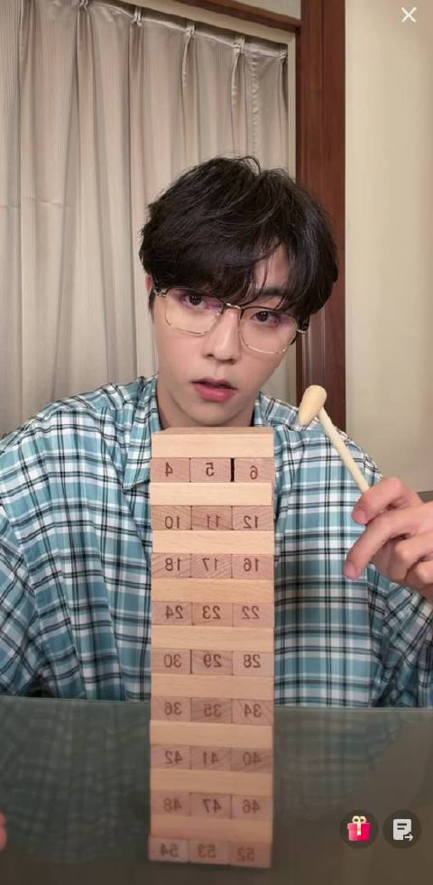 我家农宝偶尔傻傻的样子 太可爱了吧