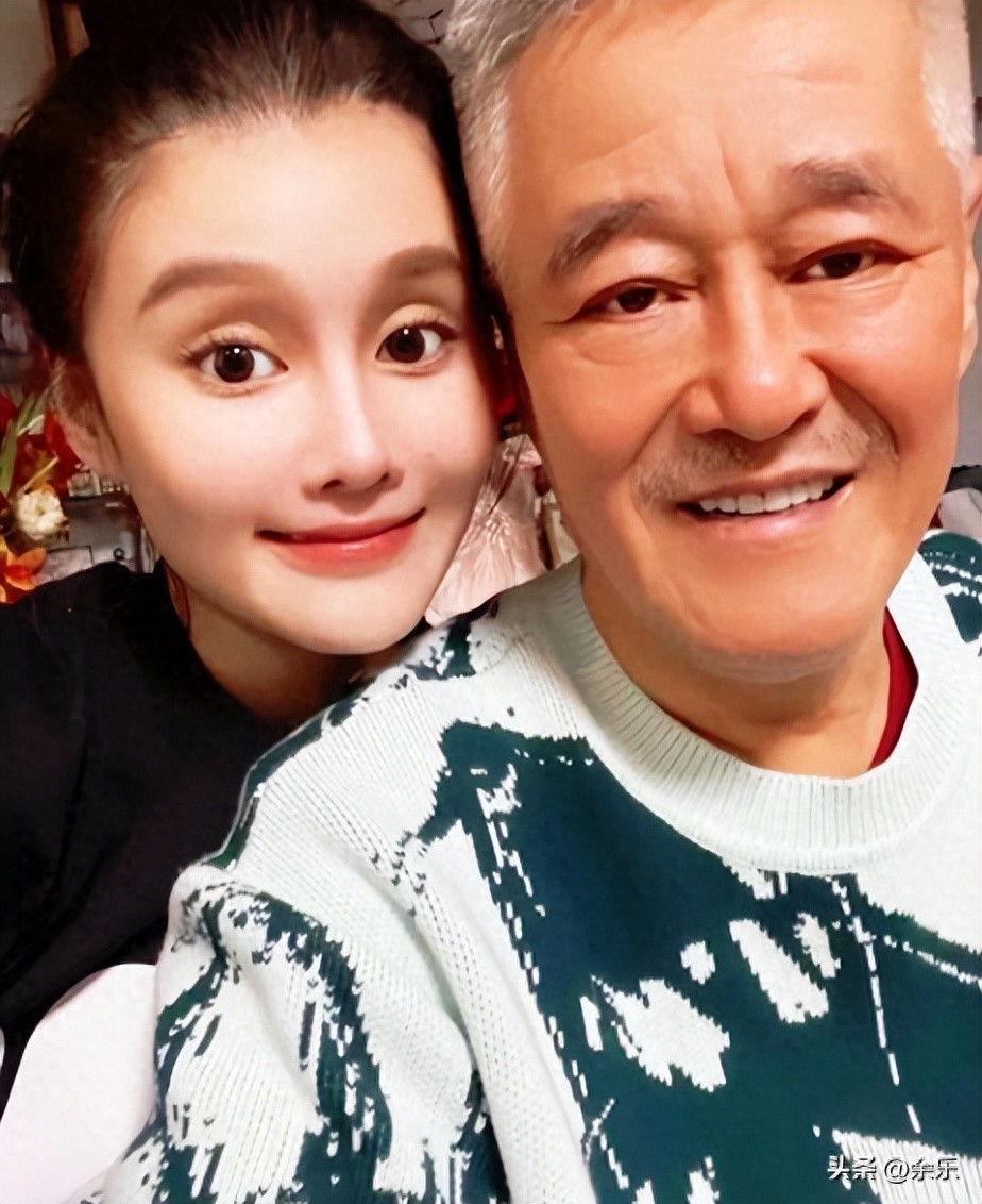 钱再多有什么用，赵本山女儿患精神疾病十余年，换药后暴瘦到脱相